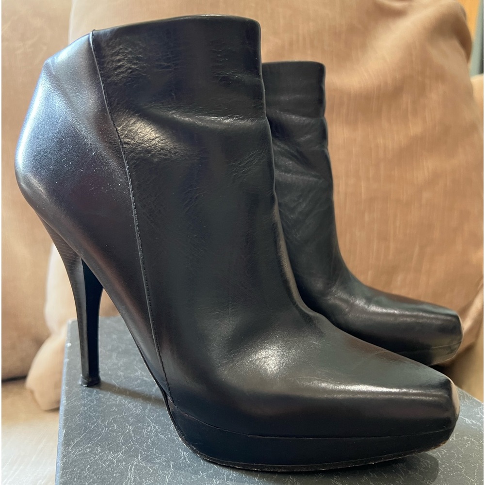 Via Spiga V-ethos Black calf booties Size 5.5 M